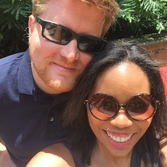 Meet your posher, Rayna 🙂 - Picture 5 of 7